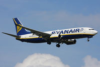 EI-DLO @ EGSS - Ryanair - by Chris Hall
