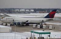 N661US @ DTW - Delta 747 bringing in the University of Michigan from the Outback Bowl in Tampa