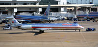 N7527A @ KDFW - Taxi DFW - by Ronald Barker