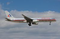 N694AN @ MIA - American 757