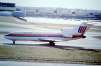 N7015U @ CMH - United Airlines Boeing 727-22 @ Port Columbus (CMH) March 1987 - by tconley