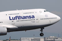 D-ABVW @ EDDF - Lufthansa - by Martin Nimmervoll