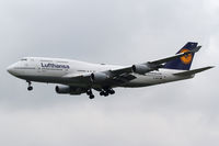 D-ABTF @ EDDF - Lufthansa Boeing 747 - by Thomas Ranner