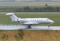 SP-CON @ LOWW - Bombadier Challenger 300 - by Thomas Ranner