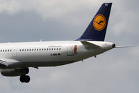 D-AIRY @ EDDF - Lufthansa Airbus A321 - by Andreas Ranner