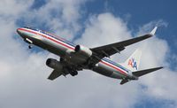 N923AN @ TPA - American 737-800 - by Florida Metal