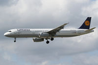 D-AISN @ EDDF - Lufthansa Airbus A321 - by Thomas Ranner