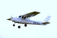 ZS-KUI @ FASH - Cessna 152 [152-84448] Stellenbosch~ZS 17/09/2006 - by Ray Barber
