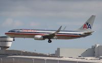 N982AN @ MIA - American 737-800 - by Florida Metal