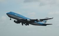 PH-BFV @ EHAM - Boeing 747-400