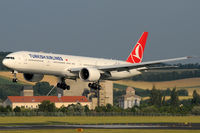 TC-JJN @ VIE - Turkish Airlines - by Chris Jilli