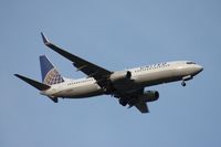 N37290 @ MCO - United 737-800 - by Florida Metal