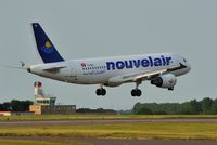 TS-INA @ EGSH - Landing onto runway 09. - by keithnewsome