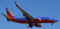 N940WN @ KLAX - Southwest Airlines, is approaching Los Angeles Int´l(KLAX) - by A. Gendorf
