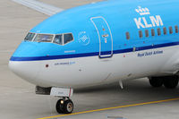 PH-BGM @ ZRH - KLM - by Chris Jilli