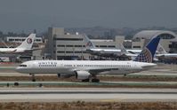 N520UA @ KLAX - Boeing 757-200