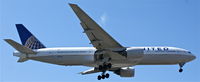 N224UA @ KLAX - United, is landing at Los Angeles Int´l(KLAX) - by A. Gendorf