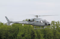 5526 @ LFFQ - Armée de l'air chopper - by olivier Cortot