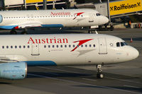 OE-LBB @ VIE - Austrian Airlines Airbus A321 - by Thomas Ramgraber