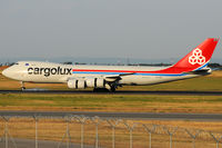LX-VCF @ VIE - Cargolux - by Chris Jilli