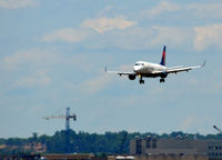 N818MD @ KDCA - Approach to DCA - by Ronald Barker
