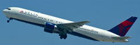 N125DL @ KLAX - Delta, is taking off rwy 25R at Los Angeles Int´l(KLAX) - by A. Gendorf