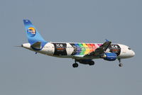 OO-TCH @ EBBR - Flight HQ2237 is descending to RWY 02 - by Daniel Vanderauwera