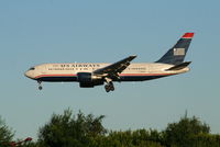 N250AY @ EBBR - Arrival of flight US750 to RWY 20 - by Daniel Vanderauwera