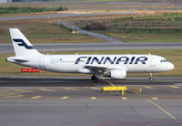 OH-LXI @ EFHK - Finnair A320 - by Thomas Ranner