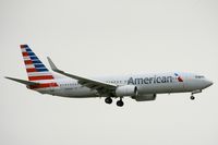 N989AN @ KLAX - American Airlines 737-800 - by speedbrds