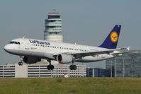 D-AIPX @ LOWW - Lufthansa Airbus 320 - by Dietmar Schreiber - VAP