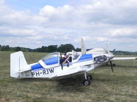 PH-RJW @ EBDT - Schaffen - Diest ,Belgium: Oldtimer Fly In , Aug 2013 - by Henk Geerlings