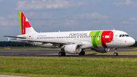 CS-TNN @ ELLX - taxying to the active - by Friedrich Becker