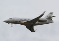 OE-HMR @ LOWW - private Falcon 2000 - by Andreas Ranner