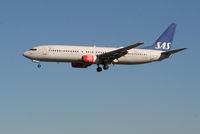 LN-RCZ @ EBBR - Arrival of flight SK4743 to RWY 25L - by Daniel Vanderauwera