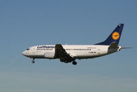 D-ABEE @ EBBR - Arrival of flight LH1008 to RWY 25L - by Daniel Vanderauwera