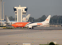 OO-TNQ @ LEBL - Taxiing to rwy 25L for departure... - by Shunn311