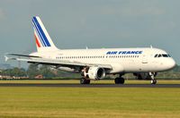 F-GFKH @ EHAM - Air France A320 using its reverse. - by FerryPNL