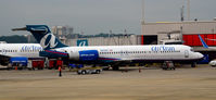 N979AT @ KATL - Atlanta - by Ronald Barker