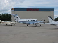 N91RW @ KOSH - Beech King Air 300  Sn# FA-21 - by steveowen