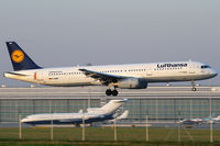 D-AIRY @ VIE - Lufthansa - by Joker767