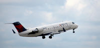 N856AS @ KATL - Takeoff Atlanta - by Ronald Barker