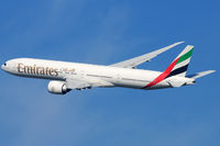 A6-EBI @ VIE - Emirates - by Chris Jilli
