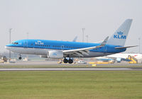 PH-BGP @ LOWW - KLM B737 - by Thomas Ranner