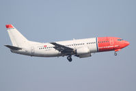 LN-KKJ @ LOWW - Norwegian B737 - by Thomas Ranner