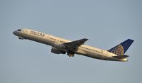 N543UA @ KLAX - Departing LAX - by Todd Royer