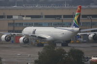 ZS-SNG @ EGLL - South African Airways - by Chris Hall