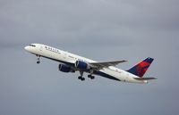 N757AT @ KLAX - Boeing 757-200 - by Mark Pasqualino