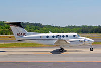 N944C @ KPDK - Beech B200 Super King Air [BB-483] Atlanta-Dekalb Peachtree~N 18/04/2010 - by Ray Barber