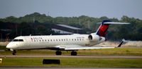 N741EV @ KATL - Taxi Atlanta - by Ronald Barker